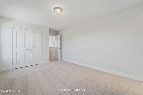 Tiny photo for 1894 Olde Towne Pointe Boulevard, Jacksonville, NC 28546 (MLS # 100538457)