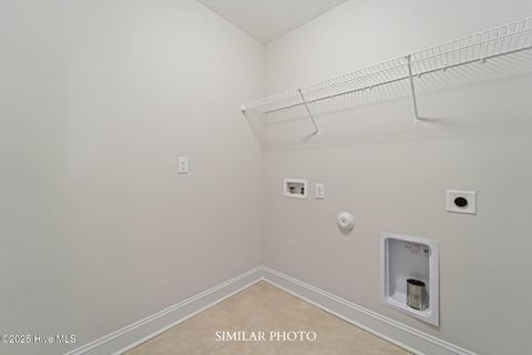 Tiny photo for 1894 Olde Towne Pointe Boulevard, Jacksonville, NC 28546 (MLS # 100538457)