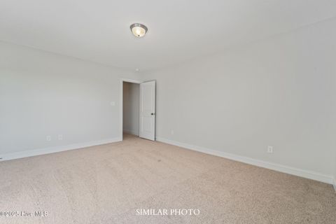 Tiny photo for 1894 Olde Towne Pointe Boulevard, Jacksonville, NC 28546 (MLS # 100538457)