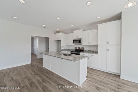 Tiny photo for 1894 Olde Towne Pointe Boulevard, Jacksonville, NC 28546 (MLS # 100538457)