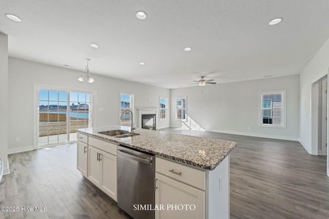 Tiny photo for 1894 Olde Towne Pointe Boulevard, Jacksonville, NC 28546 (MLS # 100538457)