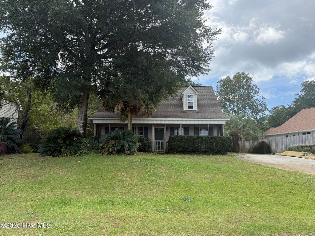 Photo of 407 Donzi Court, Carolina Beach, NC 28428 (MLS # 100536584)