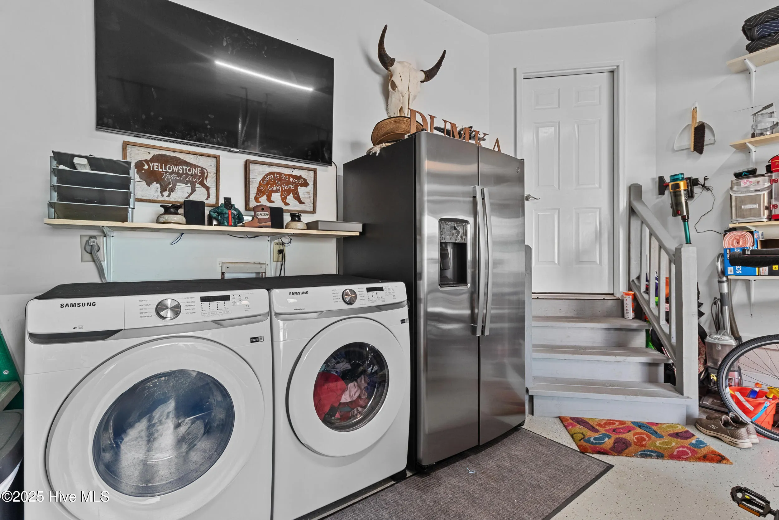 Kure Beach, North Carolina 28449, United States, 3 Bedrooms Bedrooms, ,3 BathroomsBathrooms,Residential,Pending,199904