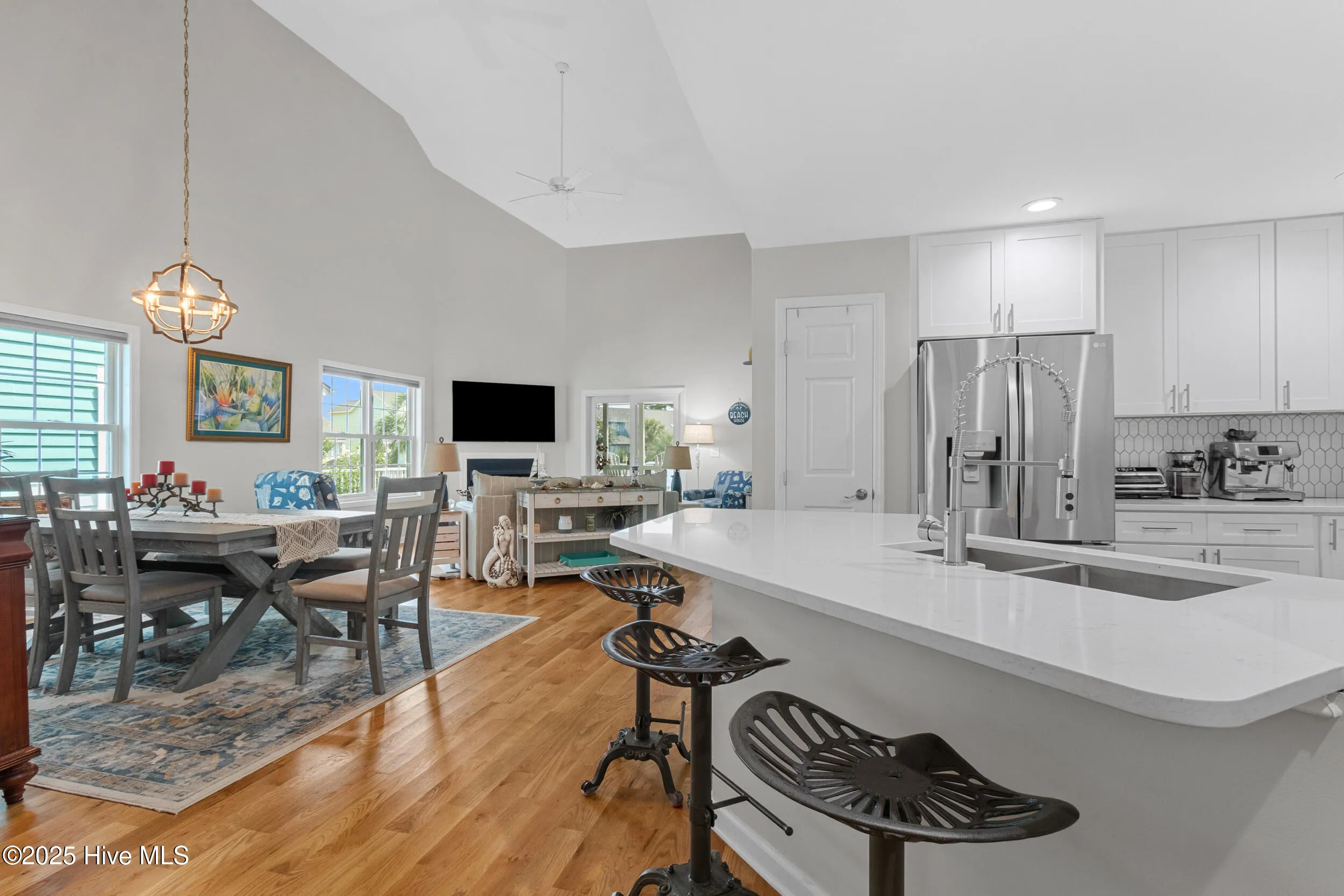 Kure Beach, North Carolina 28449, United States, 3 Bedrooms Bedrooms, ,3 BathroomsBathrooms,Residential,Pending,199904