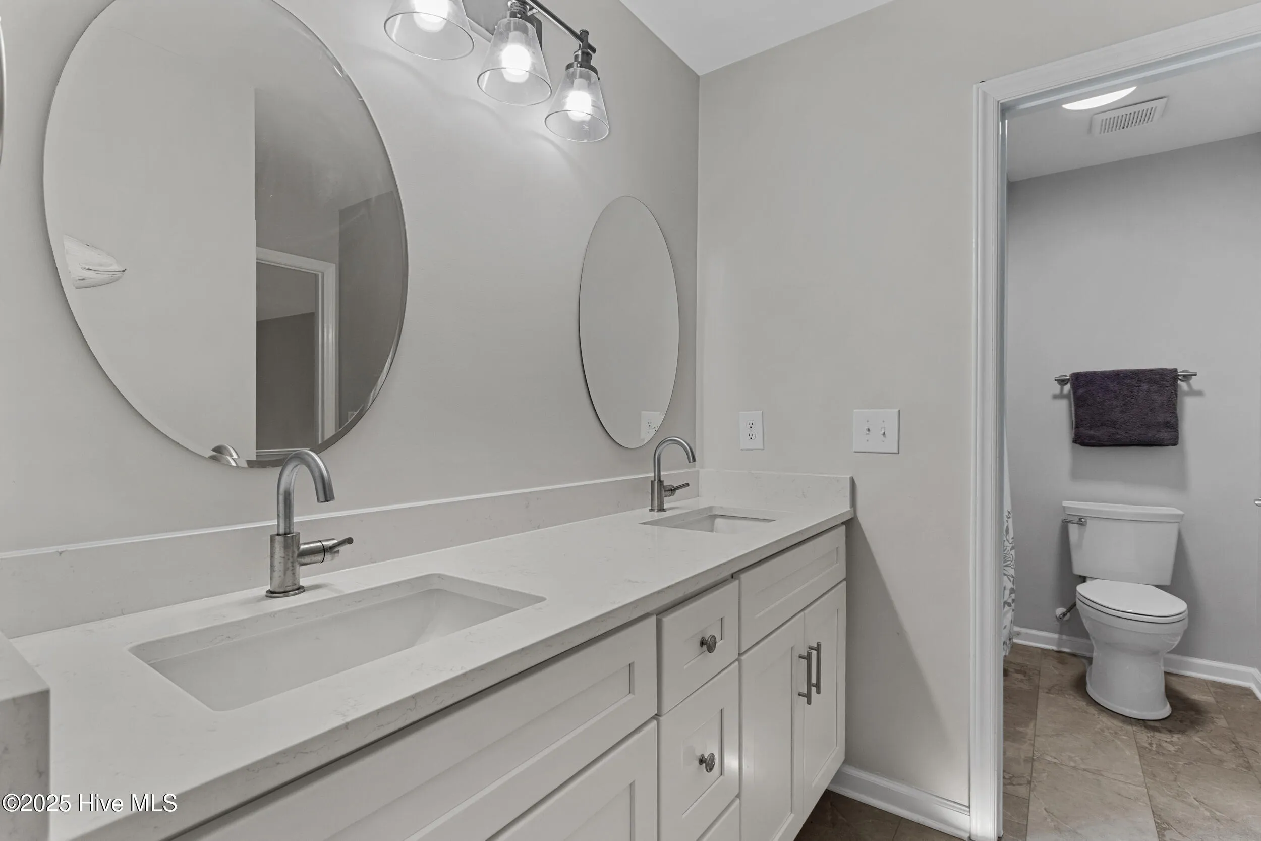 Kure Beach, North Carolina 28449, United States, 3 Bedrooms Bedrooms, ,3 BathroomsBathrooms,Residential,Pending,199904