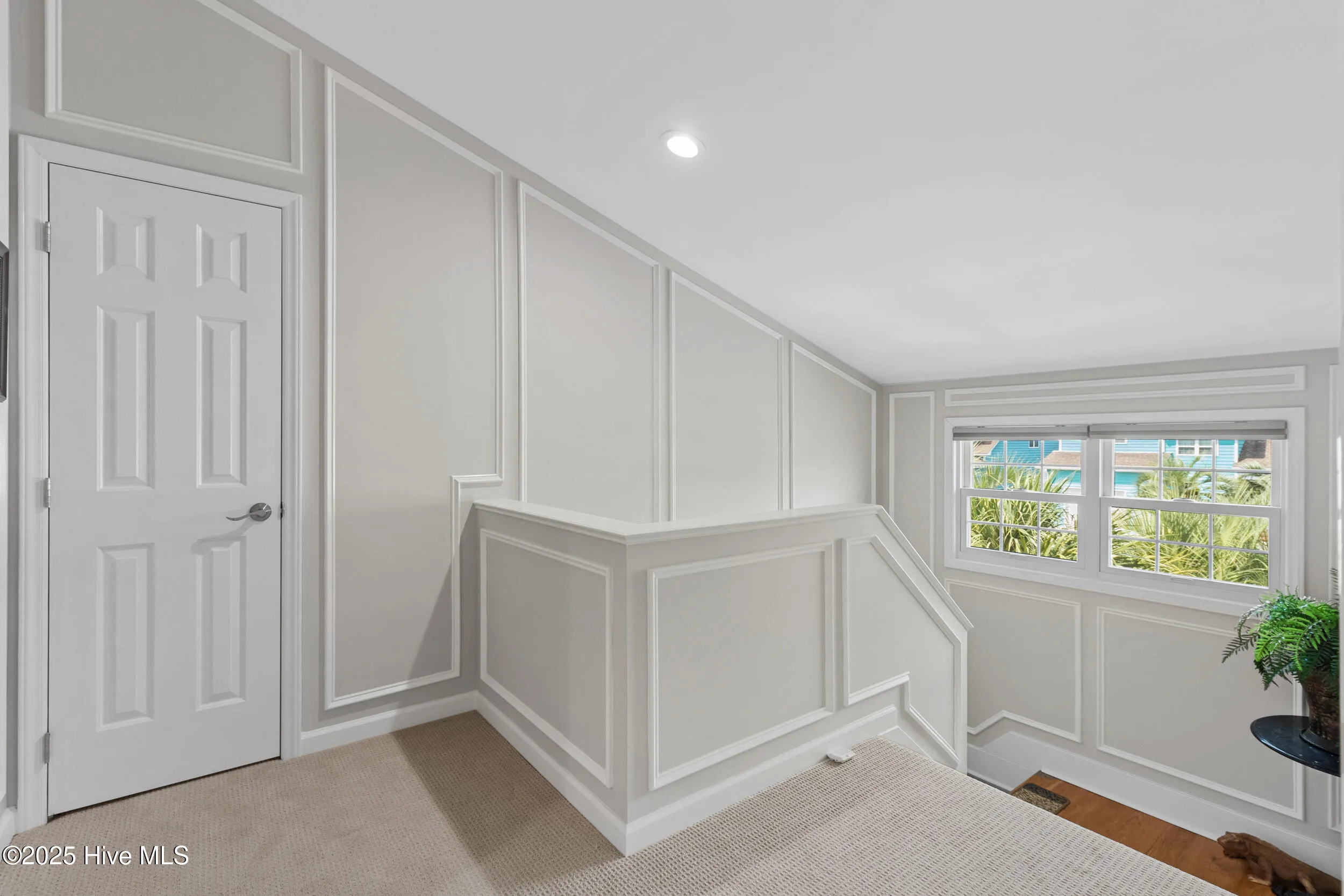 Kure Beach, North Carolina 28449, United States, 3 Bedrooms Bedrooms, ,3 BathroomsBathrooms,Residential,Pending,199904