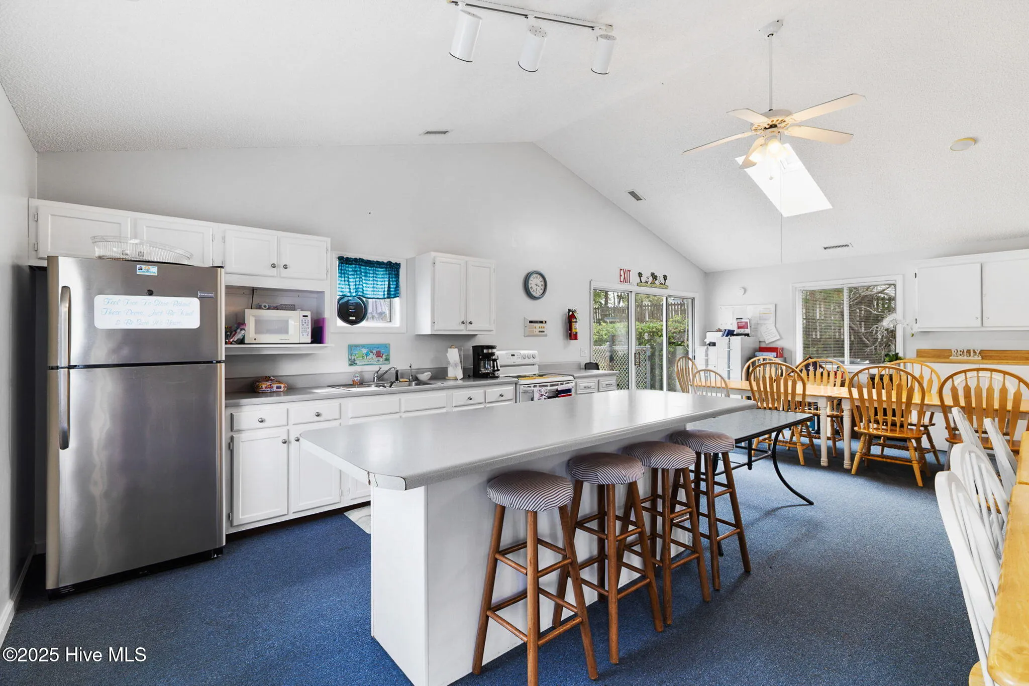 Wilmington, North Carolina 28412, United States, 3 Bedrooms Bedrooms, ,2 BathroomsBathrooms,Residential,Pending,207466