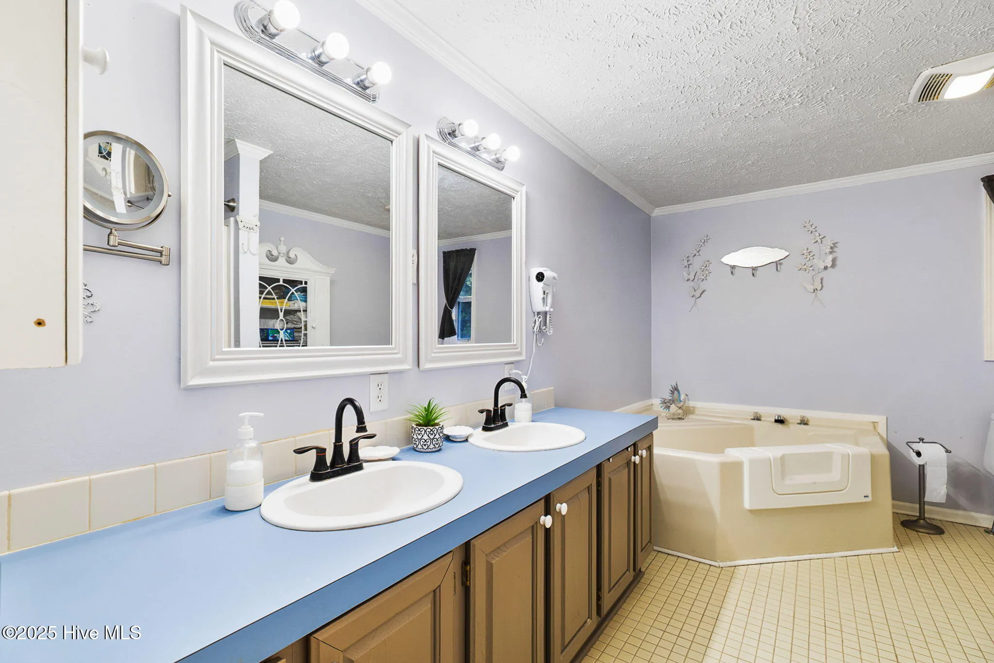 Wilmington, North Carolina 28412, United States, 3 Bedrooms Bedrooms, ,2 BathroomsBathrooms,Residential,Pending,207466