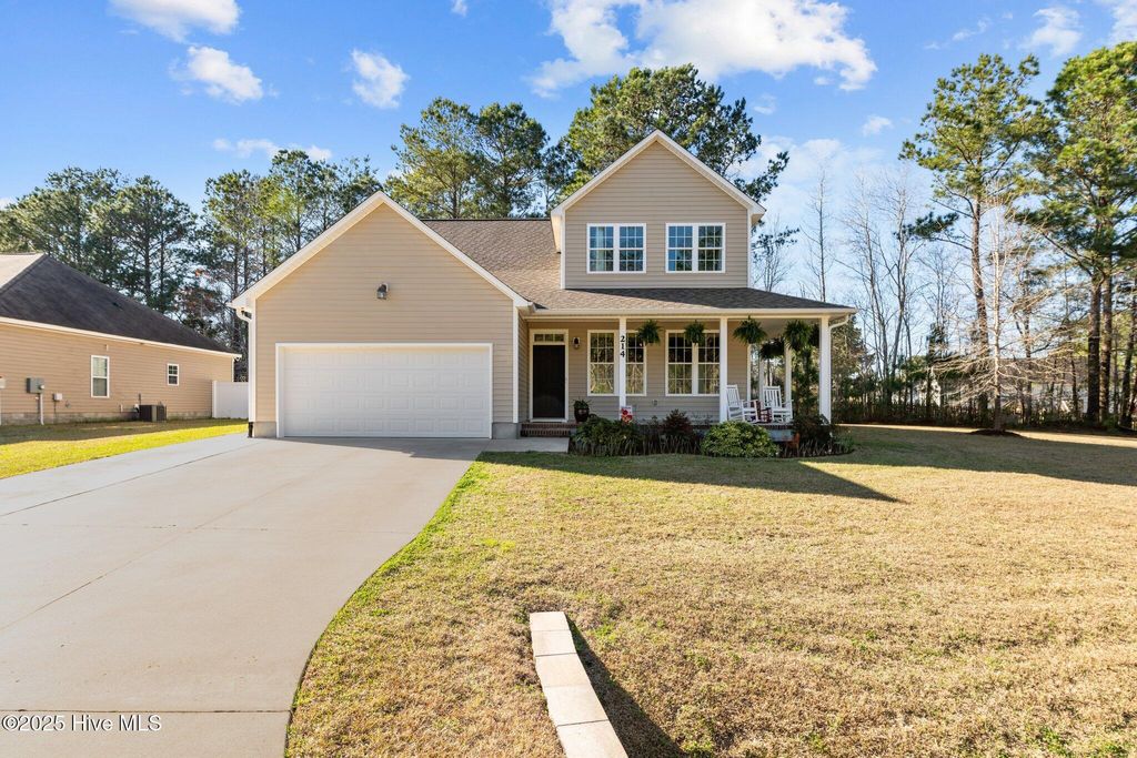 Photo of 214 Green Trees Drive, New Bern, NC 28560 (MLS # 100539675)