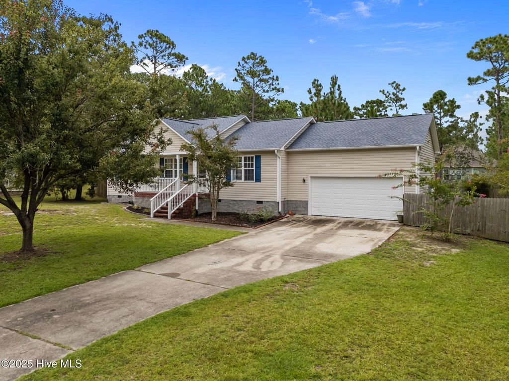 Photo of 416 Edgewood Road, Southport, NC 28461 (MLS # 100527911)