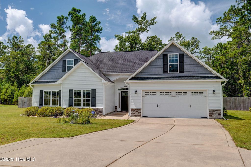 Photo of 467 W Huckleberry Way, Rocky Point, NC 28457 (MLS # 100522244)
