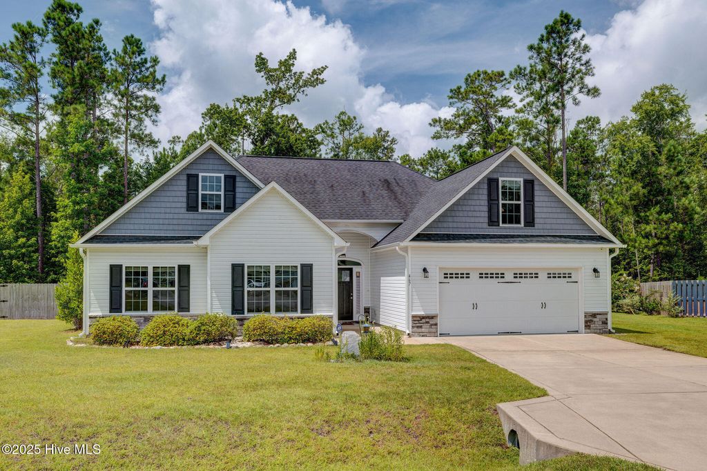 Photo of 467 W Huckleberry Way, Rocky Point, NC 28457 (MLS # 100522244)