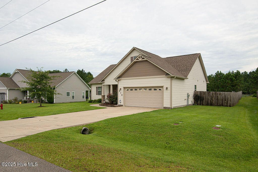 Photo of 416 Old Stage Road, Richlands, NC 28574 (MLS # 100526673)