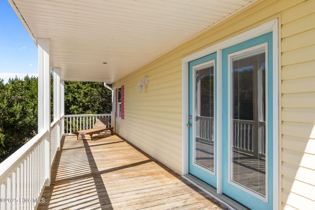 Photo of 107 William Street, Emerald Isle, NC 28594 (MLS # 100537842)