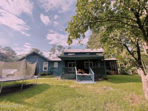 A home in Laurinburg