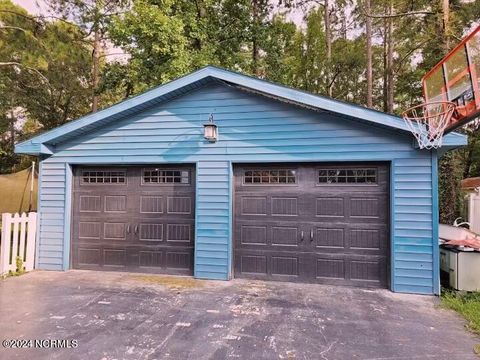 A home in Laurinburg