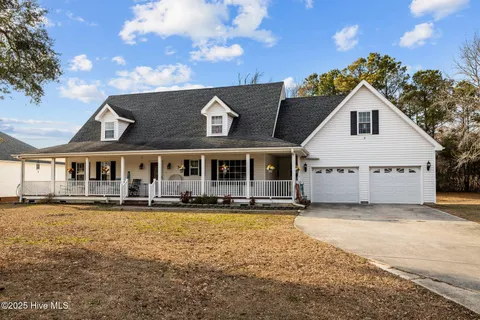 137 Skipper Court, Newport, NC 28570 - #: 100491367