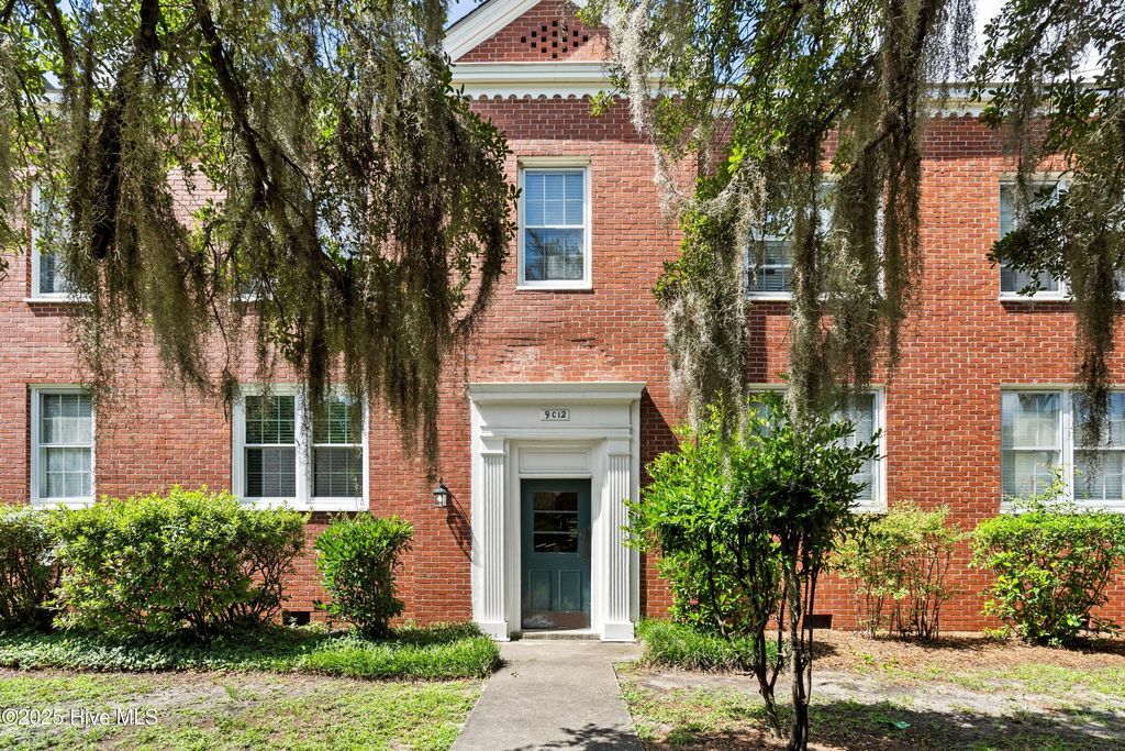 Photo of 2940 Oleander Drive #C9, Wilmington, NC 28403 (MLS # 100519581)