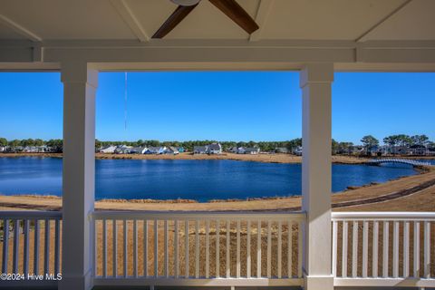 A home in Holly Ridge