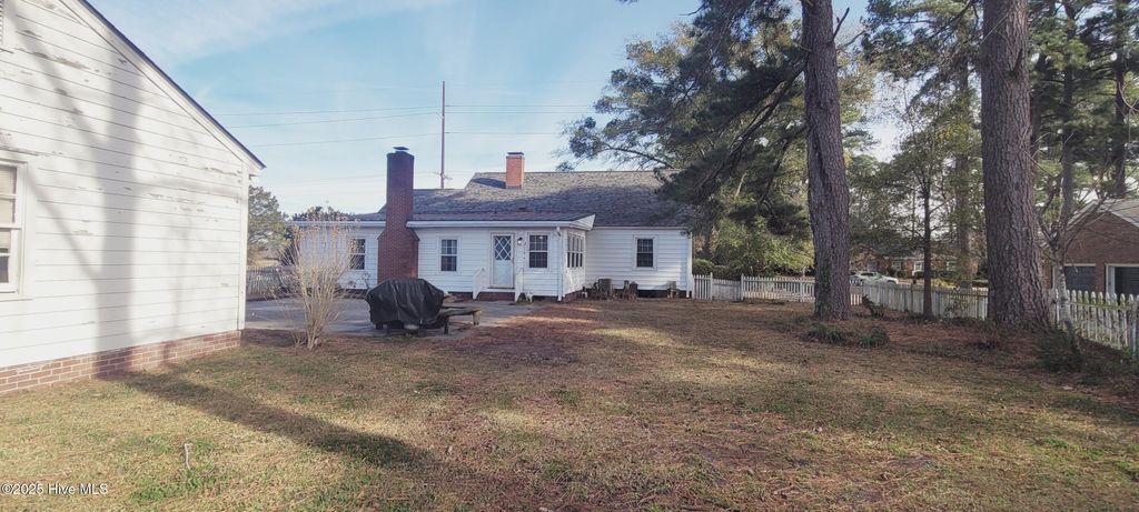 Photo of 2906 Rouse Road, Kinston, NC 28504 (MLS # 100543658)