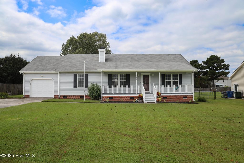 Photo of 125 Kanton Drive, Jacksonville, NC 28540 (MLS # 100528677)