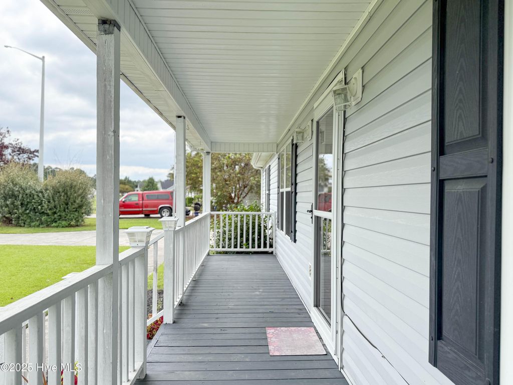 Photo of 125 Kanton Drive, Jacksonville, NC 28540 (MLS # 100528677)