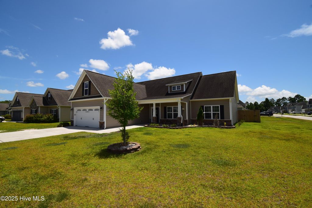 Photo of 500 Ivory Court, Jacksonville, NC 28546 (MLS # 100515544)