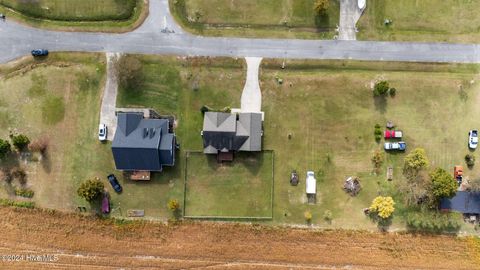 A home in La Grange