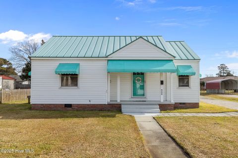 Photo of 908 N 20th Street, Morehead City, NC 28557 (MLS # 100543794)