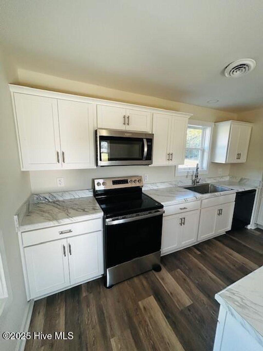 Photo of 431 Morris Landing Road, Holly Ridge, NC 28445 (MLS # 100533322)