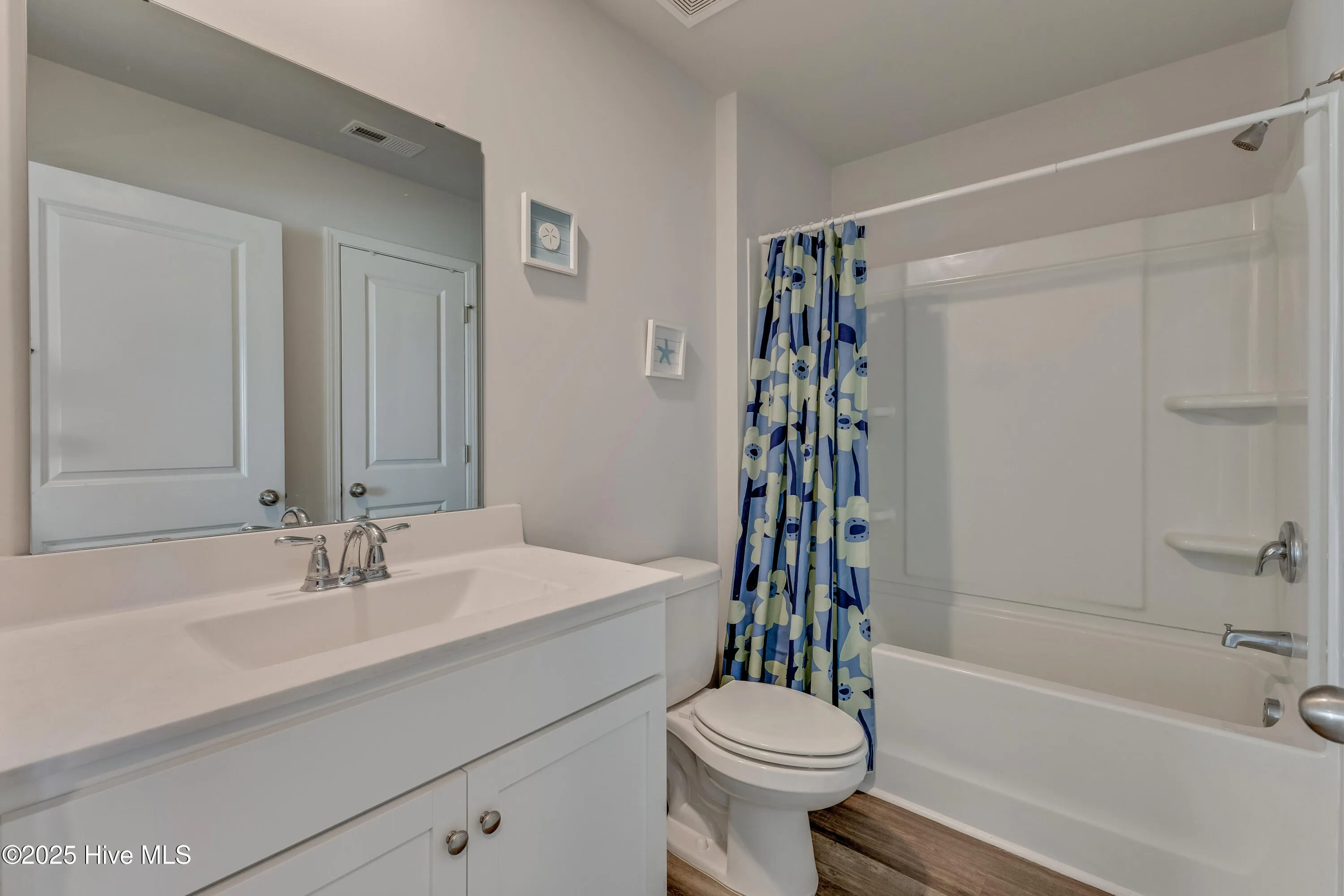 Leland, North Carolina 28451, United States, 4 Bedrooms Bedrooms, ,3 BathroomsBathrooms,Residential,Active,124049