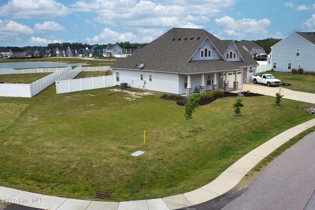 Photo of 102 Currituck Reserve Parkway, Moyock, NC 27958 (MLS # 100542164)