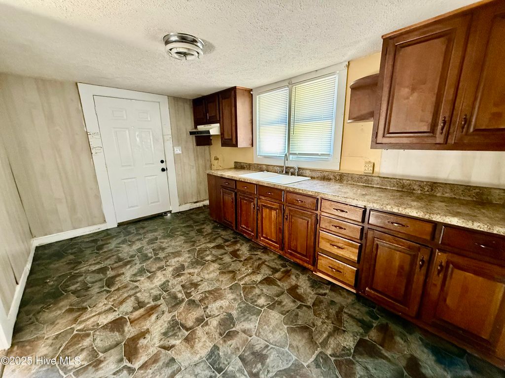 Photo of 1215 Roberdel Road, Rockingham, NC 28379 (MLS # 100537109)