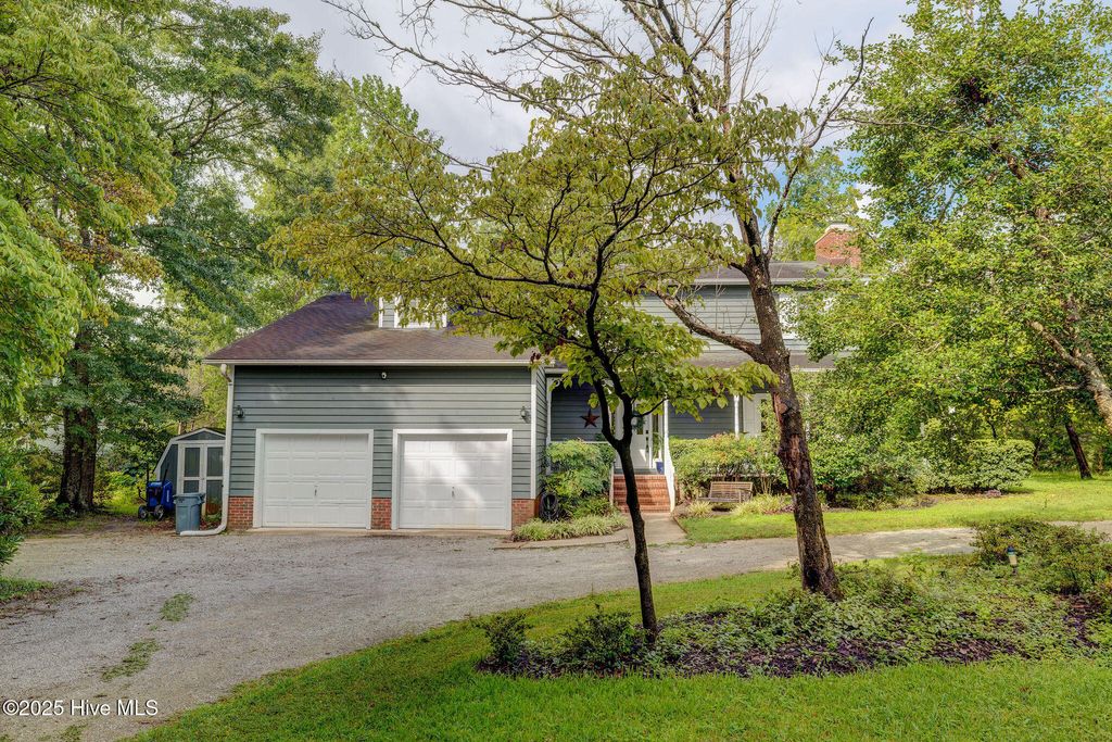Photo of 202 Golf Terrace Court, Hampstead, NC 28443 (MLS # 100525167)