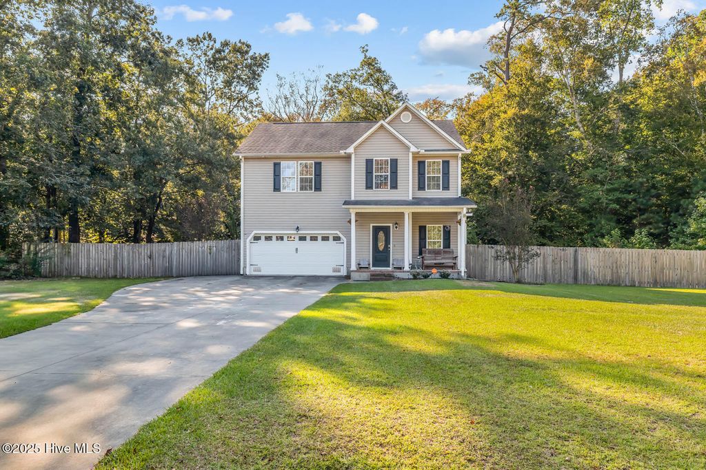 Photo of 171 Old Beechtree Lane, Jacksonville, NC 28540 (MLS # 100531014)