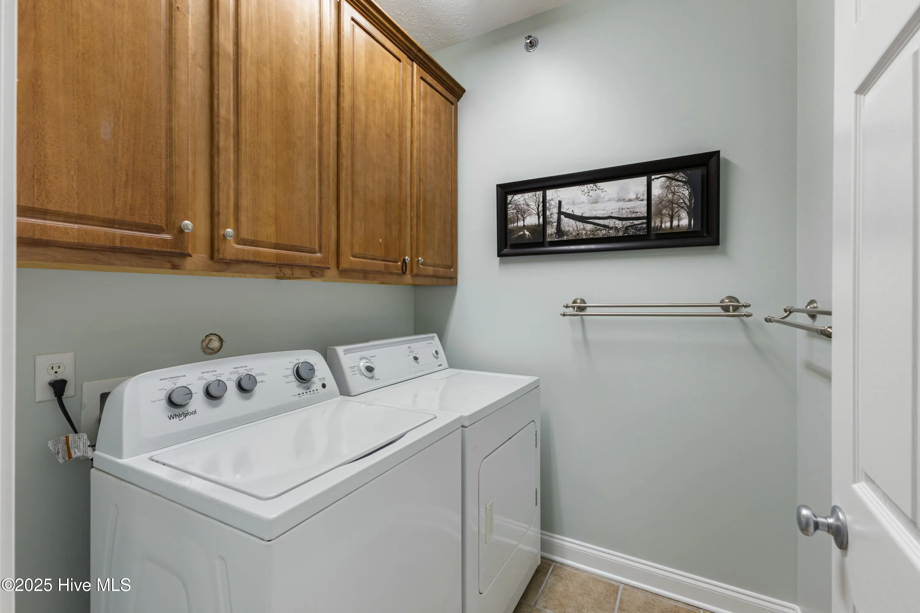 Carolina Beach, North Carolina 28428, United States, 4 Bedrooms Bedrooms, ,3 BathroomsBathrooms,Residential,Active,98587