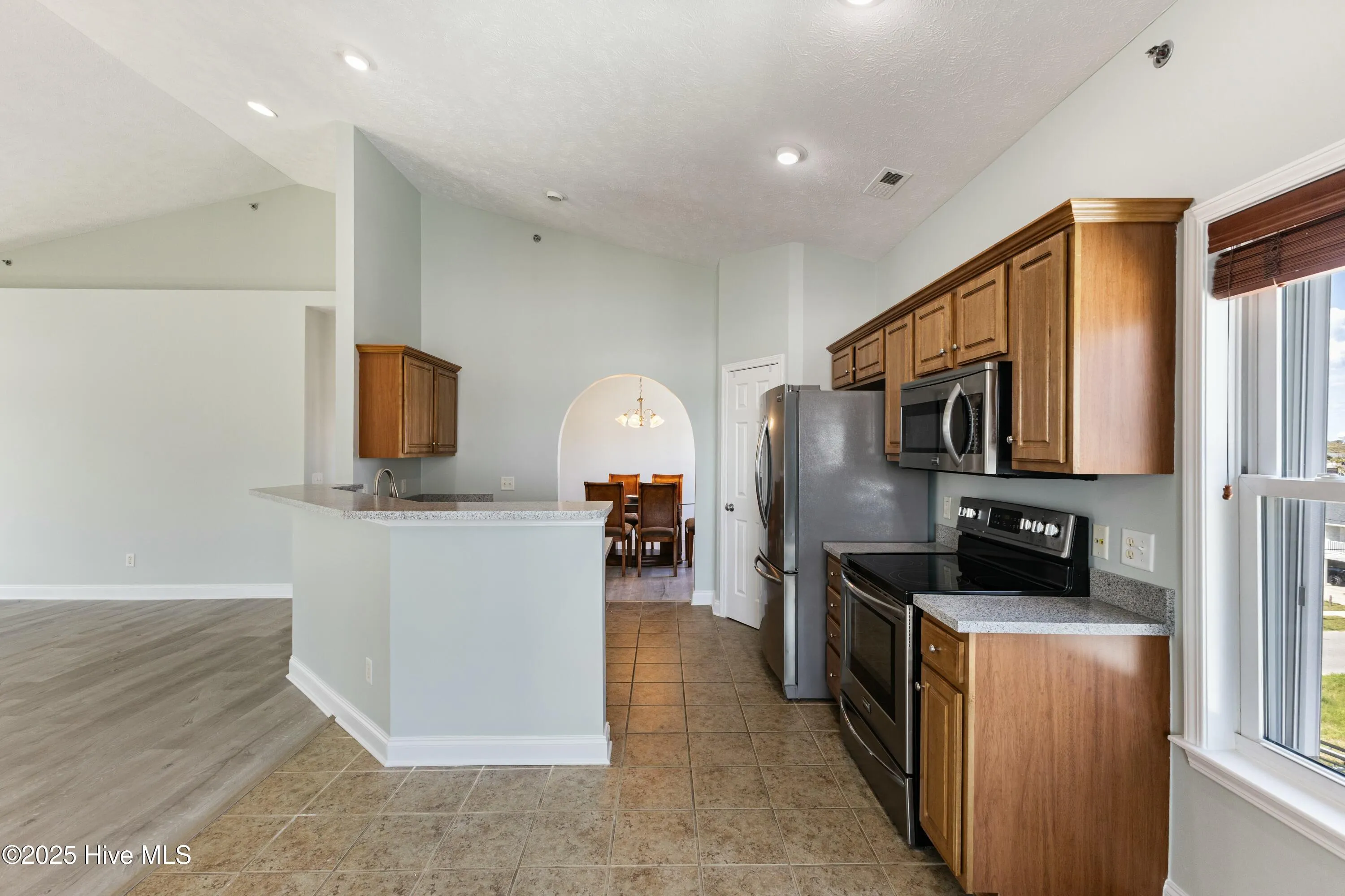 Carolina Beach, North Carolina 28428, United States, 4 Bedrooms Bedrooms, ,3 BathroomsBathrooms,Residential,Active,98587