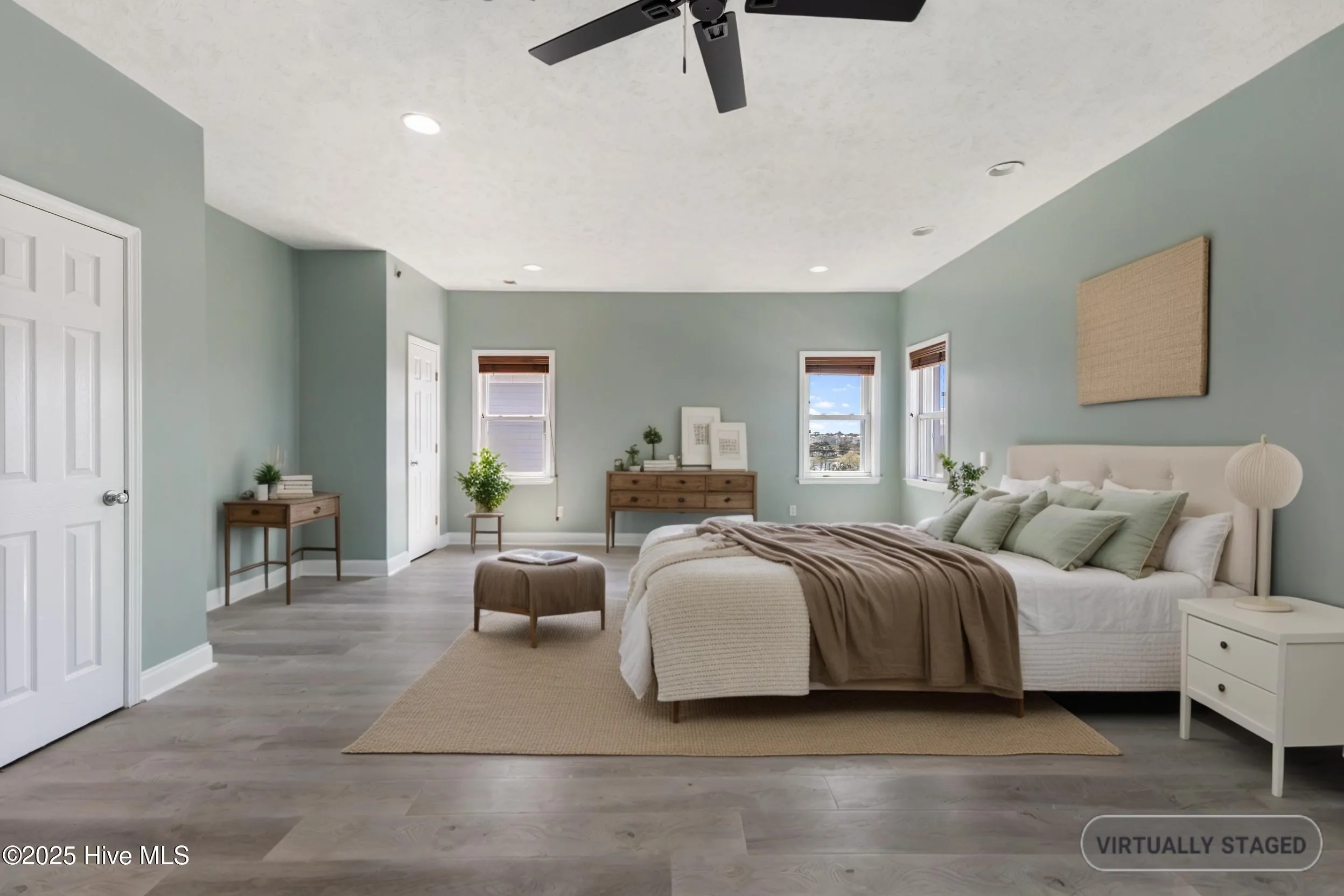 Carolina Beach, North Carolina 28428, United States, 4 Bedrooms Bedrooms, ,3 BathroomsBathrooms,Residential,Active,98587