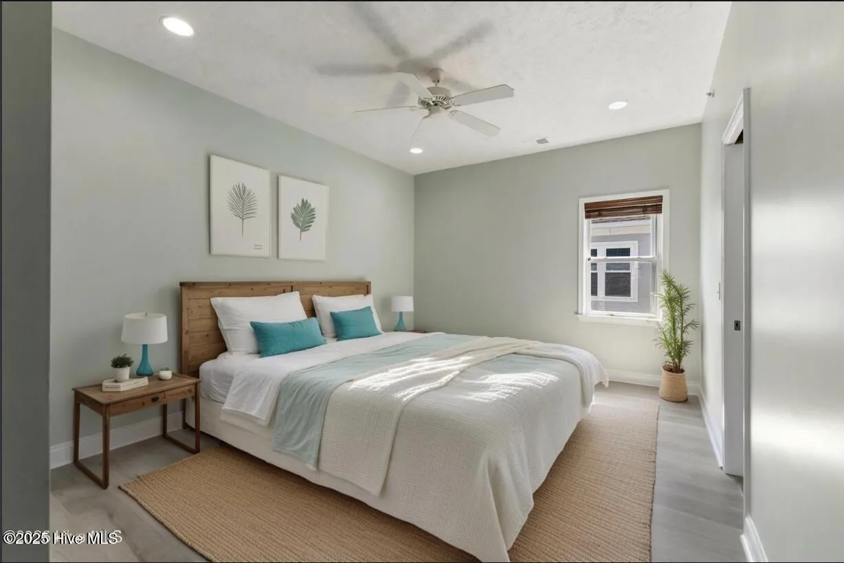 Carolina Beach, North Carolina 28428, United States, 4 Bedrooms Bedrooms, ,3 BathroomsBathrooms,Residential,Active,98587