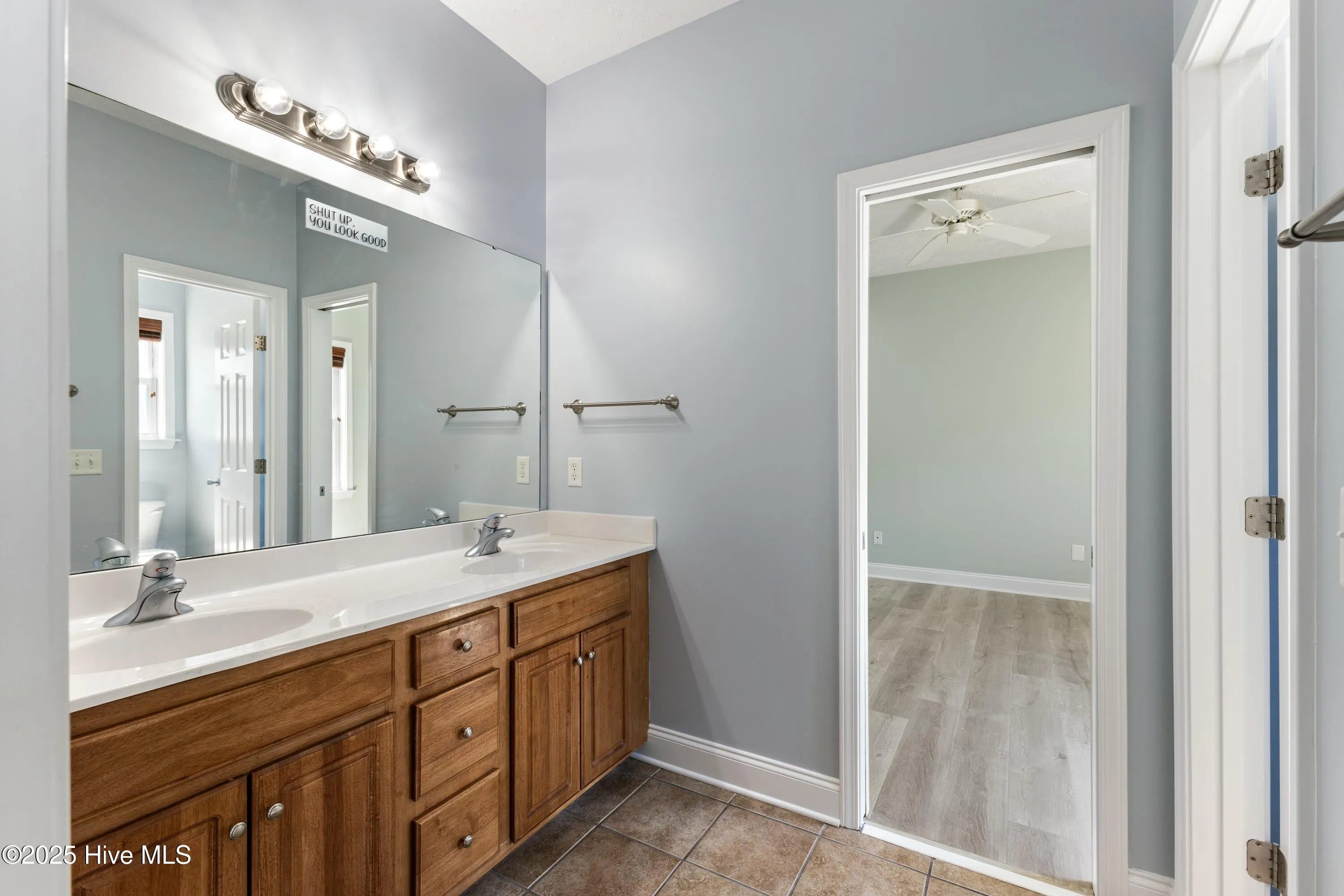 Carolina Beach, North Carolina 28428, United States, 4 Bedrooms Bedrooms, ,3 BathroomsBathrooms,Residential,Active,98587