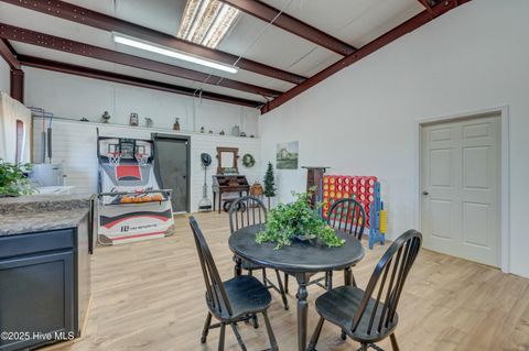 listing image 116