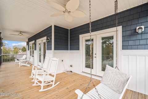 A home in Oak Island