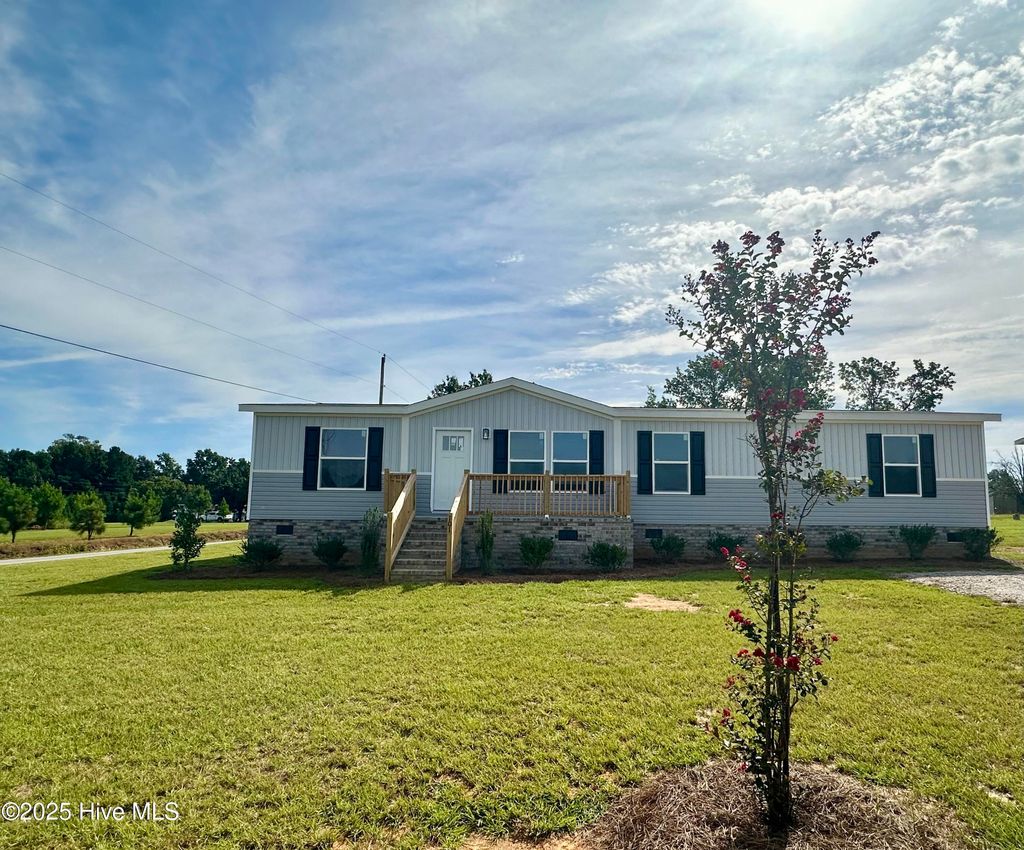 Photo of 101 Cottonwood Court, Kenly, NC 27542 (MLS # 100527648)