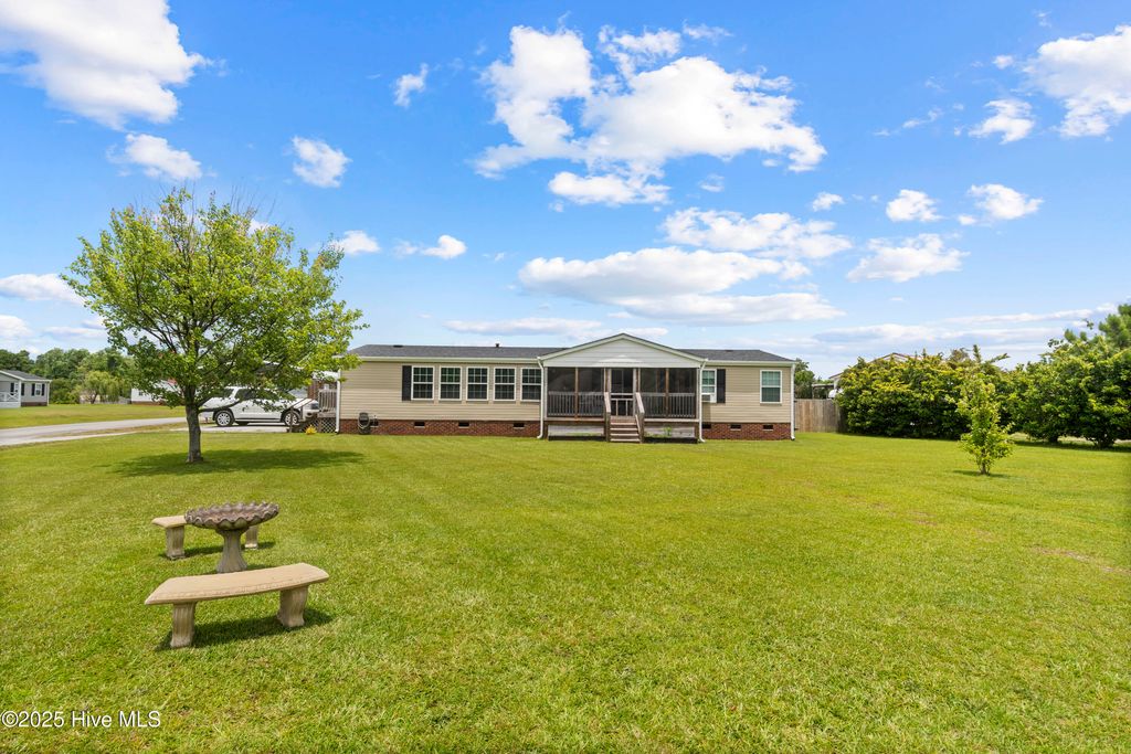 Photo of 111 Hidden Creek Drive, Swansboro, NC 28584 (MLS # 100517540)