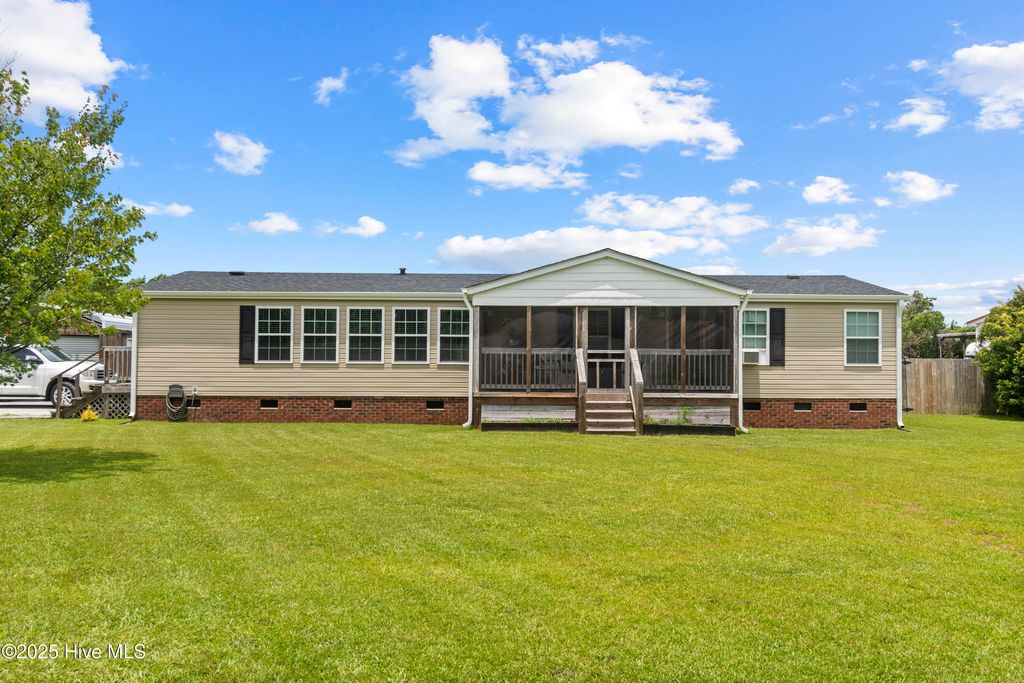 Photo of 111 Hidden Creek Drive, Swansboro, NC 28584 (MLS # 100517540)