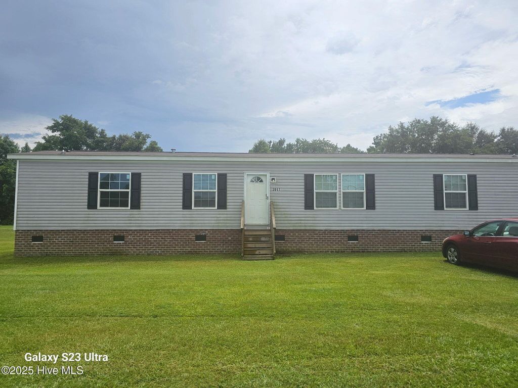 Photo of 3917 Leland Road, Grifton, NC 28530 (MLS # 100520295)