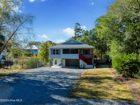 A home in Oak Island