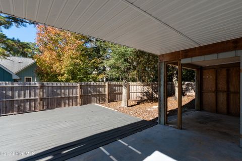 A home in Oak Island