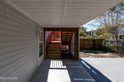 A home in Oak Island