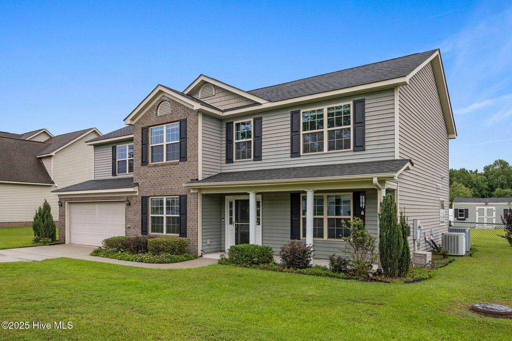 Photo of 2435 Kodiak Drive, Winterville, NC 28590 (MLS # 100520648)